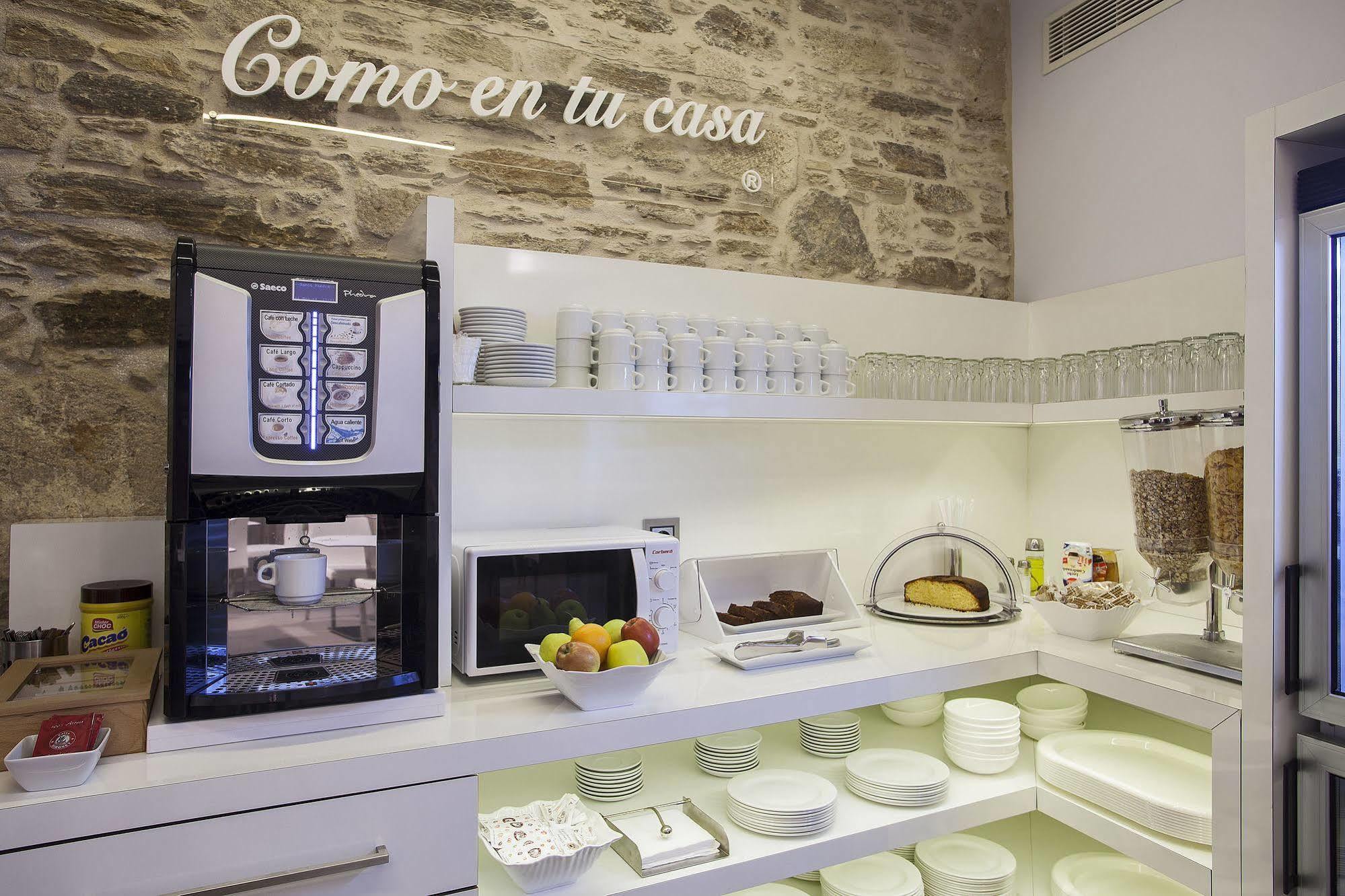 Hotel Alda San Bieito Santiago de Compostela Kültér fotó